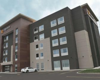 La Quinta Inn & Suites by Wyndham Buffalo Amherst - Amherst (New York) - Gebouw