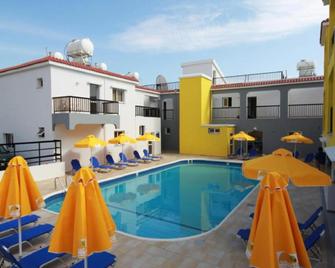 Sea Cleonapa Hotel - Ayia Napa - Pool