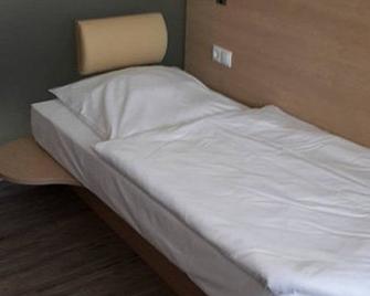 Hotel Deutsches Haus - Gifhorn - Schlafzimmer