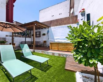 Casita El Espinar Jacuzzi - El Espinar - Patio