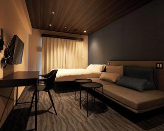 B/C Hotel Naha With Rental Car - Naha - Schlafzimmer