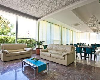 Hotel Holiday Park - Bellaria-Igea Marina - Living room