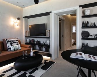 Eden Beachfront Residences & Suites - Kastraki - Wohnzimmer