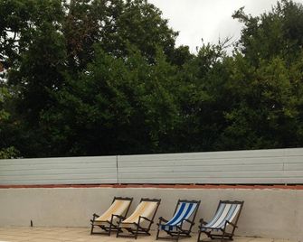 Small house with private pool in the heart of the Landes. - Labouheyre - Pool