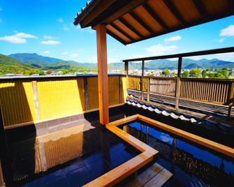 Hanaikada - קיוטו - מרפסת