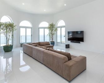 Malibu Ocean View Estate - Malibu - Sala de estar