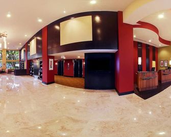 Courtyard Bradenton Sarasota/Riverfront - בריידנטון - לובי