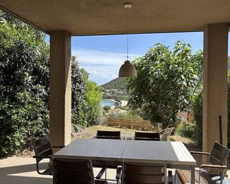 Elena Villa - 3 - Front Of The Sea - Conca - Balcón