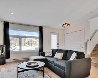 Forêt Blanche - Sauna et Spa - Pont-Rouge - Salon