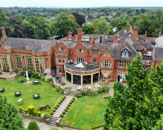 The Mount Country Manor Hotel & Golf Wolverhampton - Wolverhampton - Gebäude