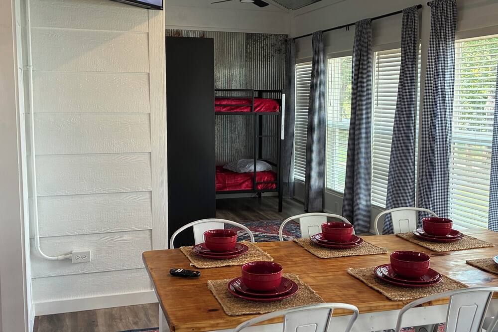 Brand New Construction Moon Lake View Cabin