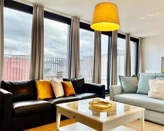 Oneluxstay Near Diamond District - Antwerp - Living room