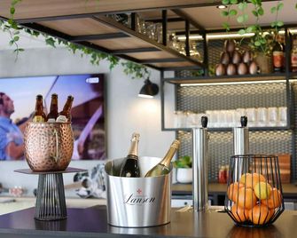 ibis budget Aubenas - Aubenas - Bar