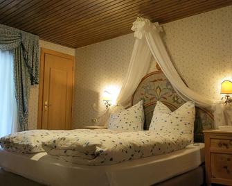 Digonera Historic Hotel B&B - Rocca Pietore - Bedroom