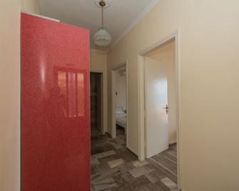 Seafront Apartments - Kavos - Gang