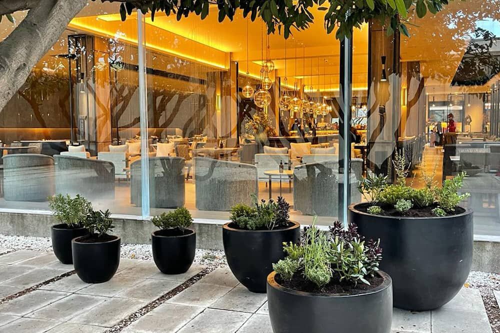 Hotel Cabo De Hornos - פונטה ארנס - פטיו