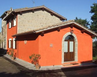 Red House - Bagnoregio - Gebäude