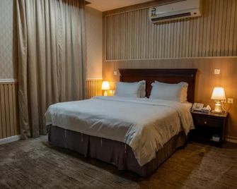 Qosor Al Sharq Furnished Units - Jeddah - Bedroom