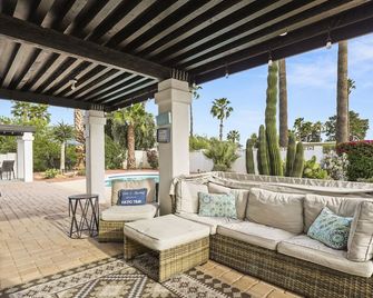 El Sueno Retreat - Pool and Spa Oasis - Phoenix - Patio