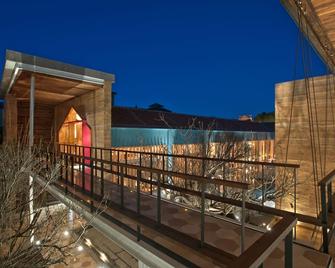 Hotel Bo - סן קריסטובל דה לס קאסאס - מרפסת