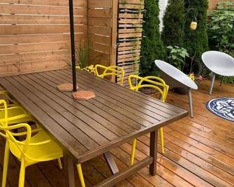 Artistic Picton getaway - Picton - Patio