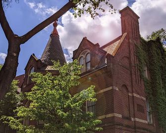 The Priory Hotel - פיטסבורג - פטיו