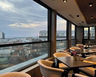 لومير هوتل - بلغراد - شرفة