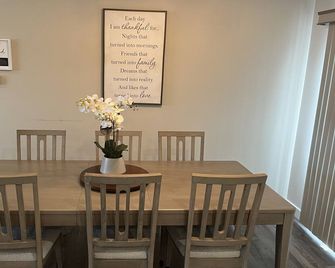 Sheppard 4bd3ba FtKnoxEliz baby-theater-arcade-gym - Elizabethtown - Essbereich