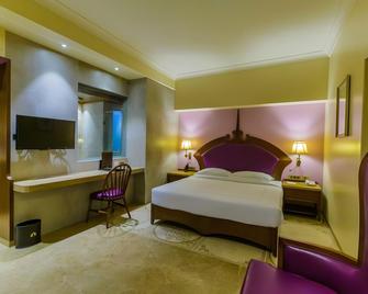 Hotel Sai Palace, Mangalore - Mangalore - Bedroom