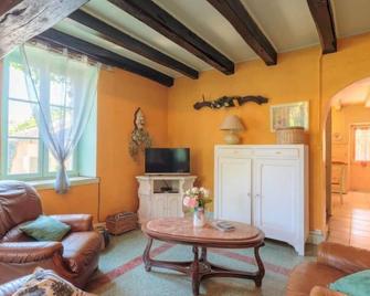 Holiday Home Le Jardin de Timothee by Interhome - Montmorillon - Salon