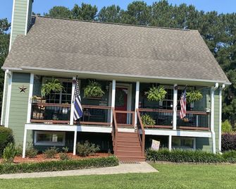 Tranquil Beautiful In-Law suite near Allatoona Lake, Lake Pointe, Kenn Mtn & Atl - Acworth - Building