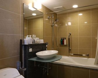 Apa Hotel Ueno Ekikita - Tokyo - Bathroom