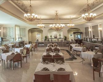 فندق الماسة - القاهرة - مطعم