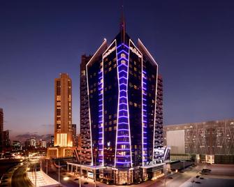 Mövenpick Hotel Apartments Downtown Dubai - Dubai - Building