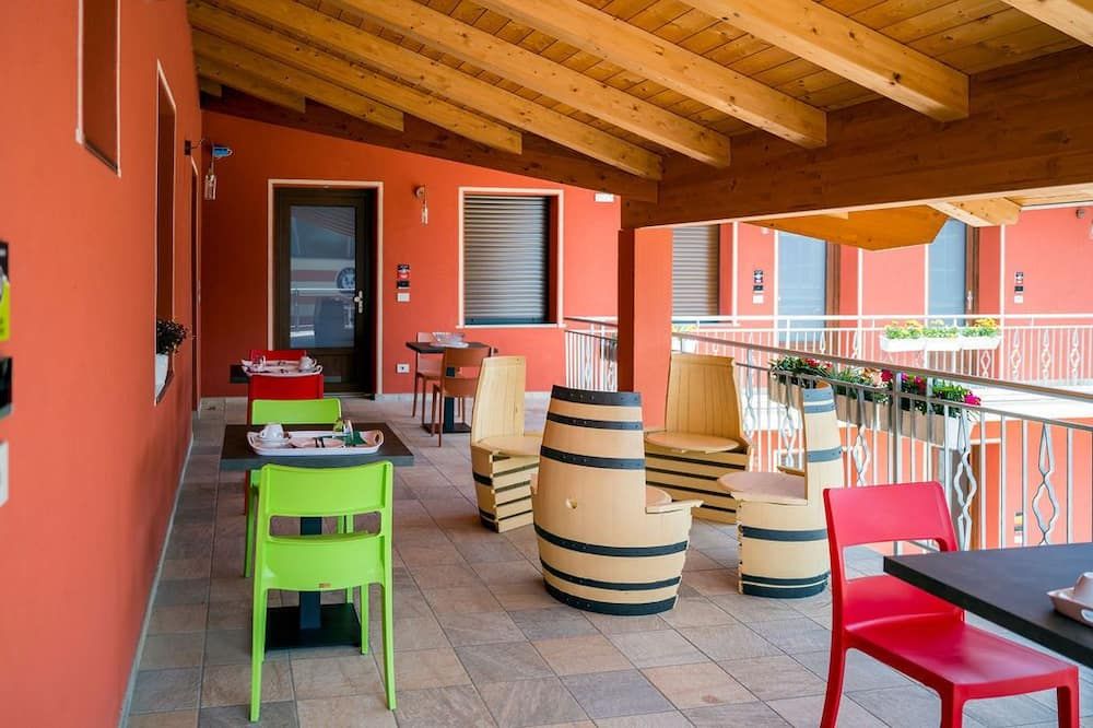 Vino e Turismo - Cuneo - Balkon
