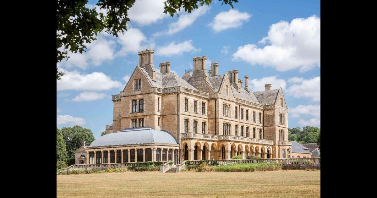 walton-hall-hotel-spa-by-sunday-in-warwick-the-united-kingdom-from