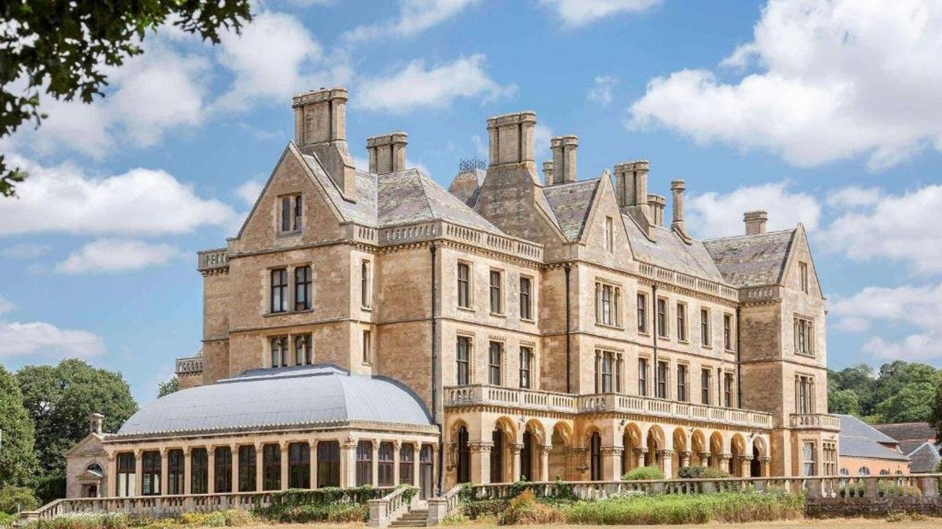 Walton Hall Hotel & Spa by Sunday