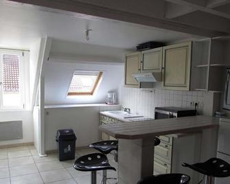 ApartHotel François 1er 14eme - Вітрі-ле-Франсуа - Кухня