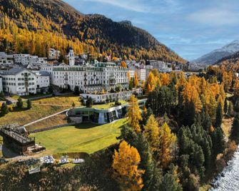 Grand Hotel Kronenhof - Pontresina - Κτίριο