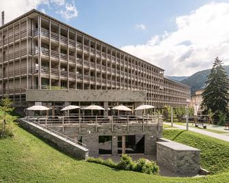 Ameron Davos Swiss Mountain Resort - Davos - Building