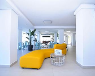 Typic Marina Playa - Adults Only - Sant Antoni de Portmany - Lobby