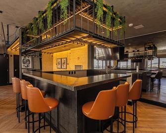 Sky Design Alphaville Housi by Anora Spaces - Barueri