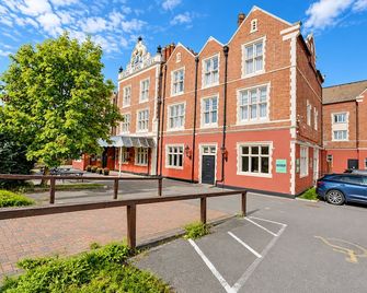Belvilla Crewe Arms Hotel - Crewe - Building
