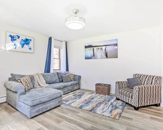 New Paltz Apt - 11 Mi to Poughkeepsie! - New Paltz - Sufragerie