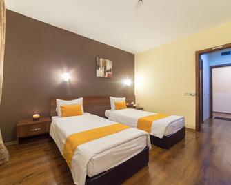 Oak Residence Hotel & Relax - Smolyan - Schlafzimmer
