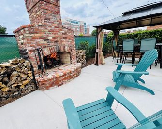 Stovall #2 4.5mi to Augusta National & walkable downtown! - Augusta - Patio