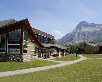 Waterton Lakes Lodge Resort - Waterton - Edificio