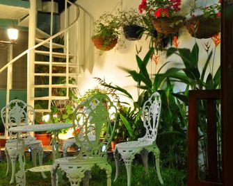 Hotel Tazumal House - San Salvador