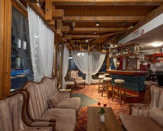 Hotel Chalet Swiss - Interlaken - Bar