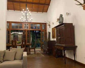 Rua Ceylon - Kandy
